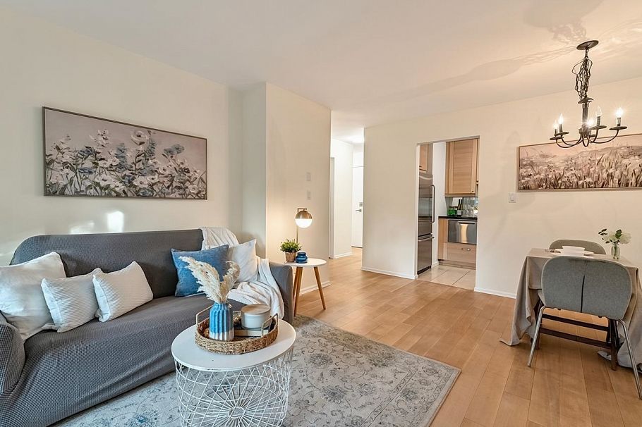 7 3250 W 4th Avenue Vancouver, BC - 5
