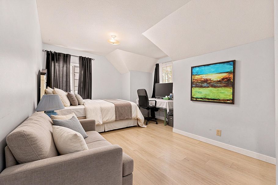2923 W 32nd Avenue Vancouver, BC - 16