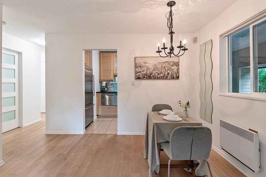 7 3250 W 4th Avenue Vancouver, BC - 7
