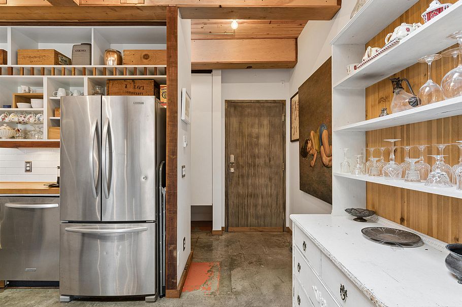 418 350 E 2nd Avenue Vancouver, BC - 2