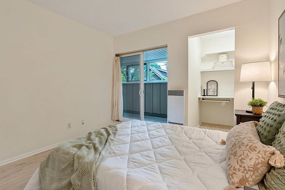 7 3250 W 4th Avenue Vancouver, BC - 14