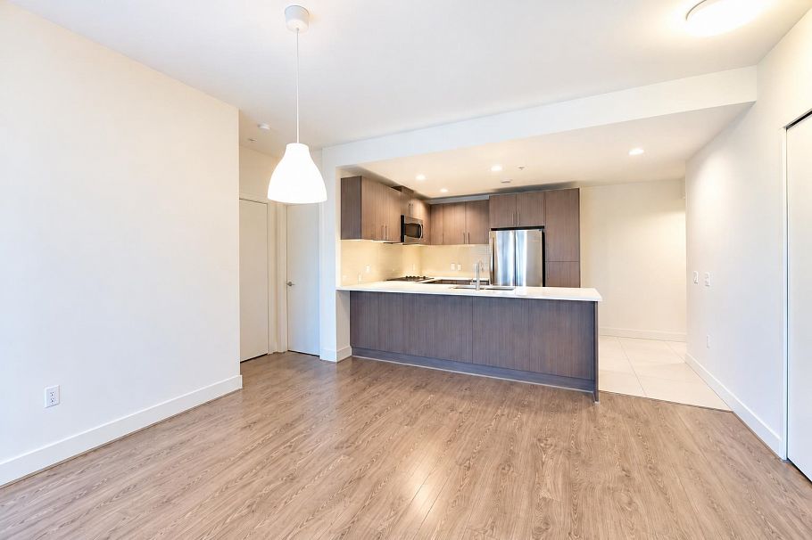 315 5981 Gray Avenue Vancouver, BC - 3