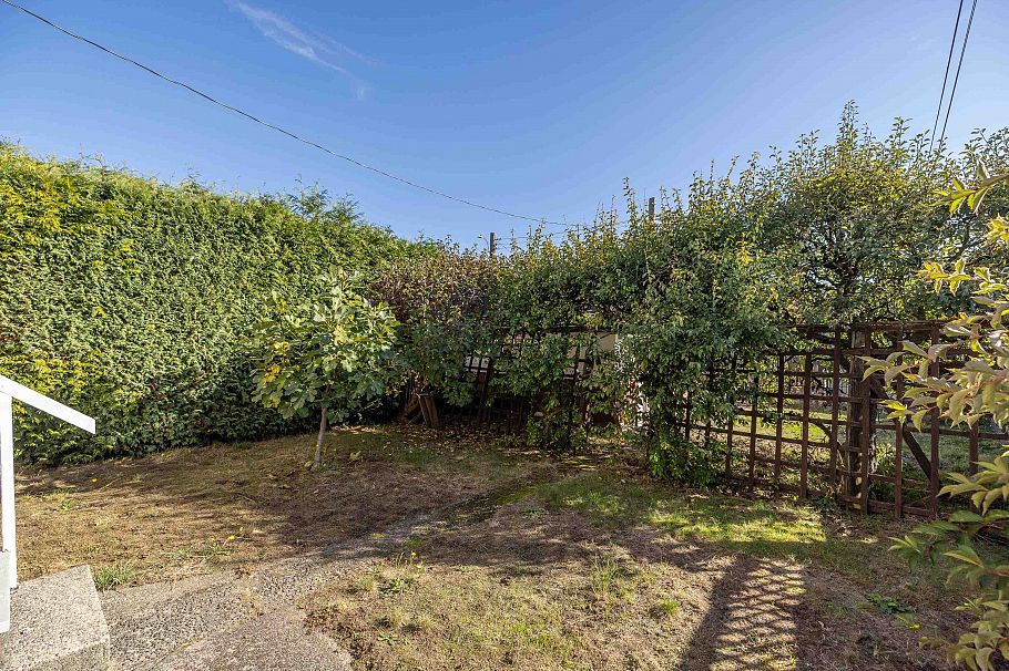 3368 Parker Street Vancouver, BC - 35