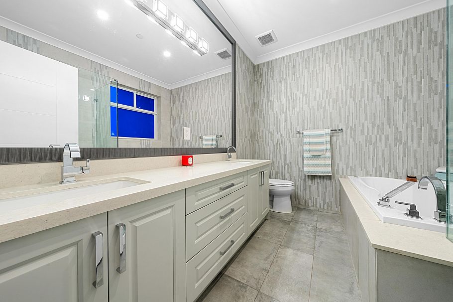 6970 Inverness Street Vancouver, BC - 25
