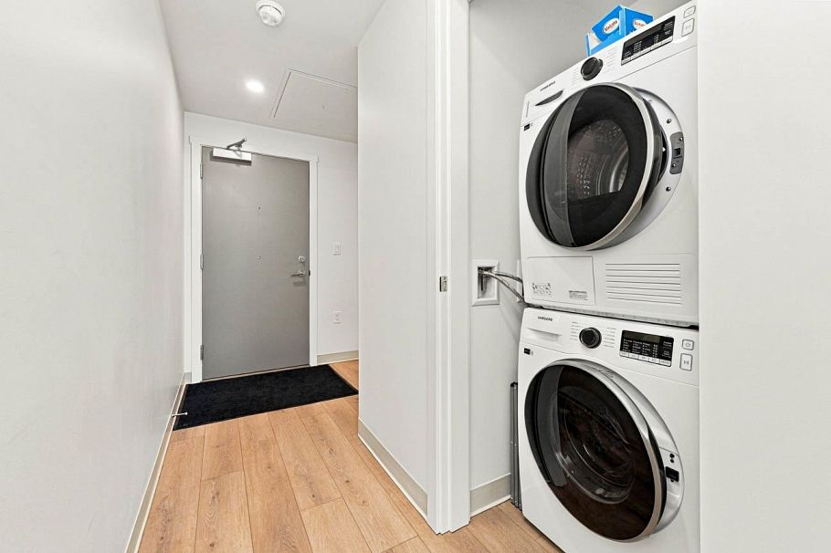 502 1529 OXFORD STREET, North Vancouver BC V7J 0G2 North Vancouver, BC - 9