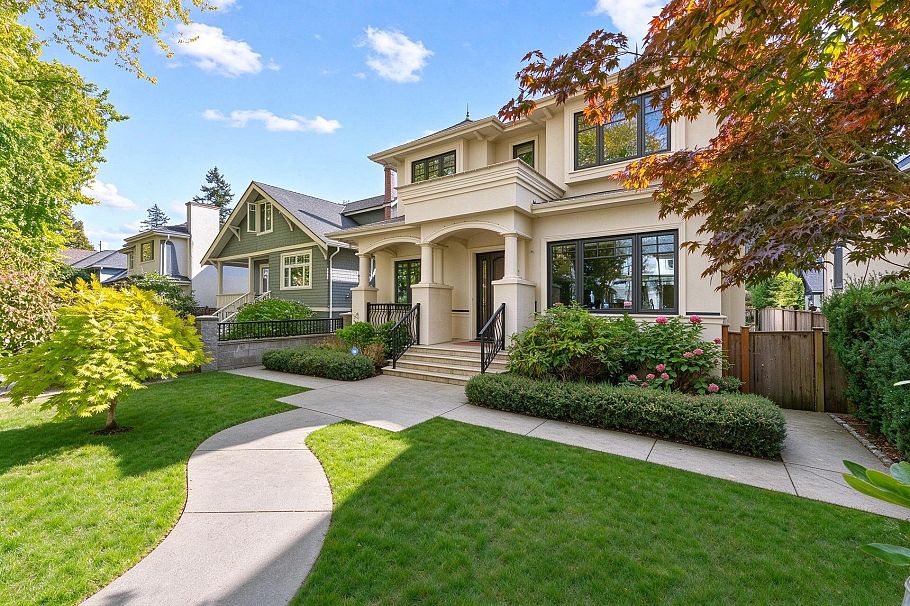 2756 W 38th Avenue Vancouver, BC - 33