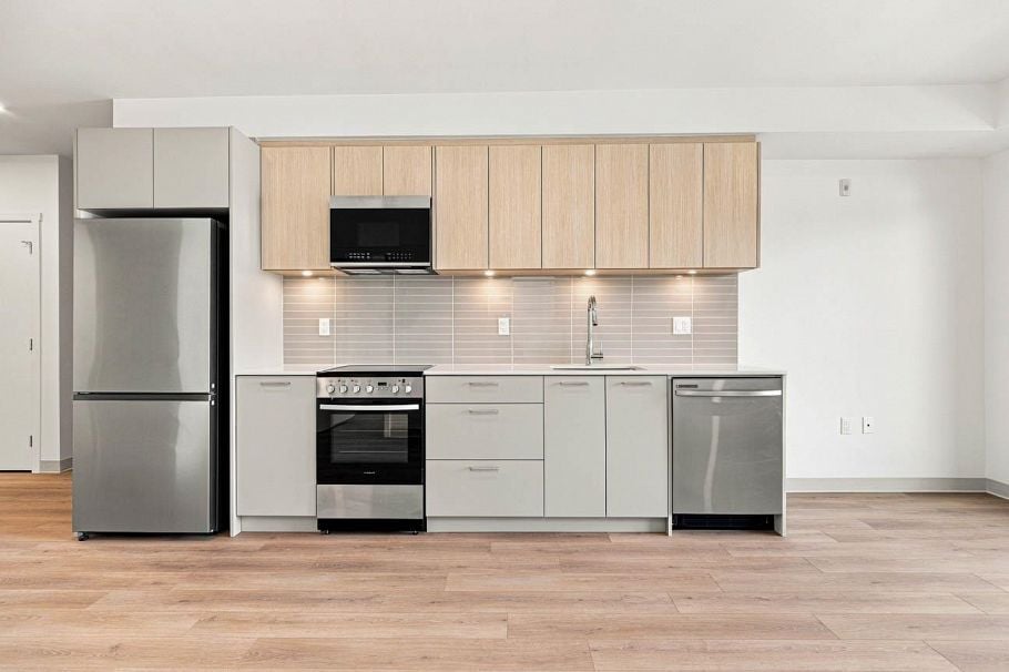 525 1529 OXFORD STREET, North Vancouver BC V7J 0G2 North Vancouver, BC - 3