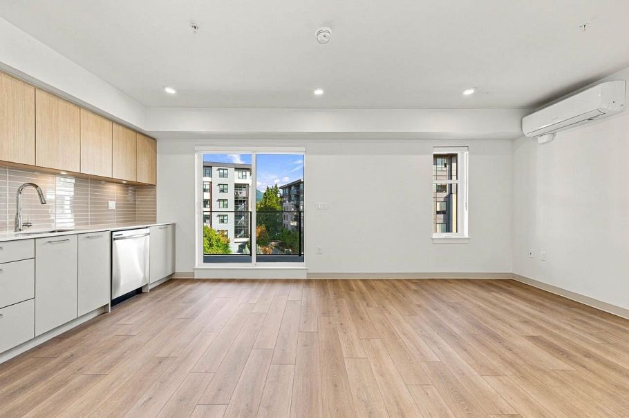 405 1529 OXFORD, North Vancouver BC V7J 0G2 North Vancouver, BC - 9
