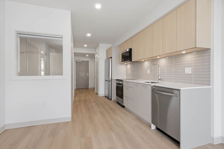424 1529 OXFORD, North Vancouver BC V7J 0G2 North Vancouver, BC - 12