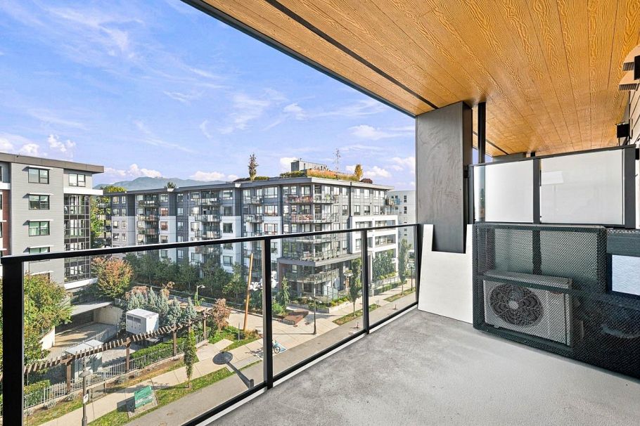 502 1529 OXFORD STREET, North Vancouver BC V7J 0G2 North Vancouver, BC - 7
