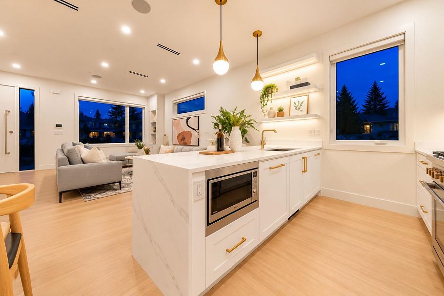 1 1582 E 2nd Avenue Vancouver, BC - 17