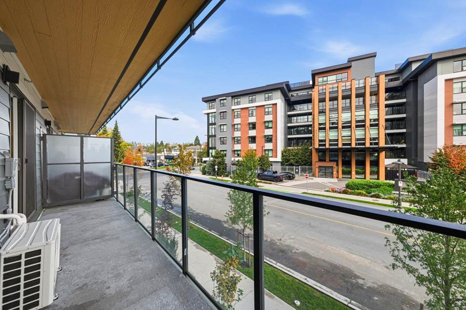 224 1529 OXFORD, North Vancouver BC V7J 0G2 North Vancouver, BC - 7