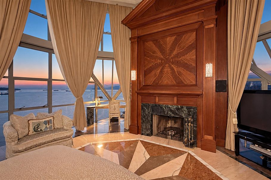 17 1861 Beach Avenue Vancouver, BC - 8