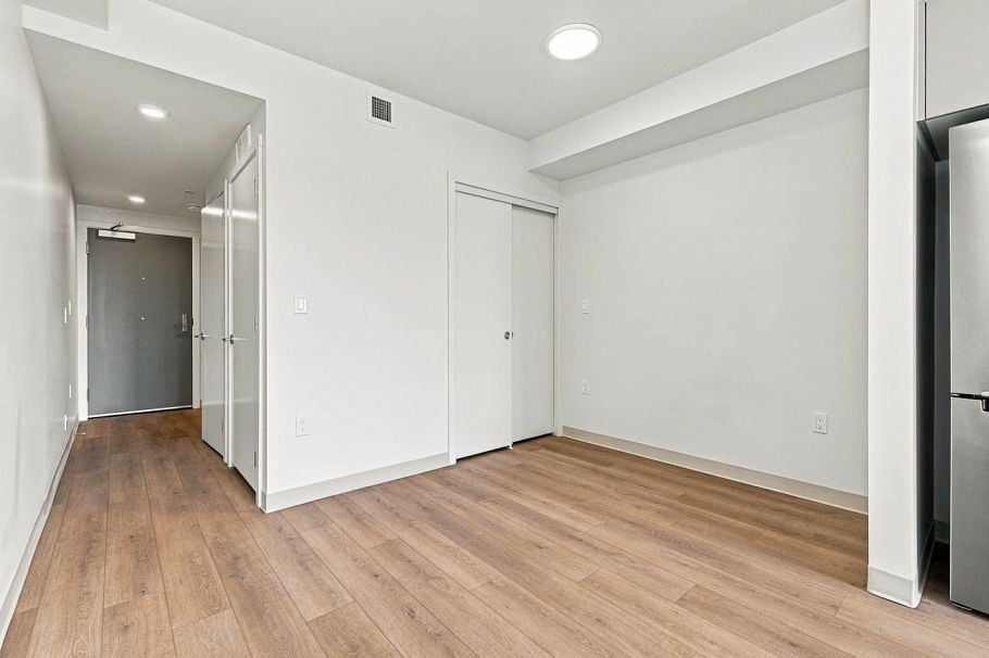 512 1529 OXFORD STREET, North Vancouver BC V7J 0G2 North Vancouver, BC - 4