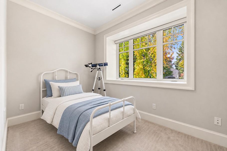 2756 W 38th Avenue Vancouver, BC - 21