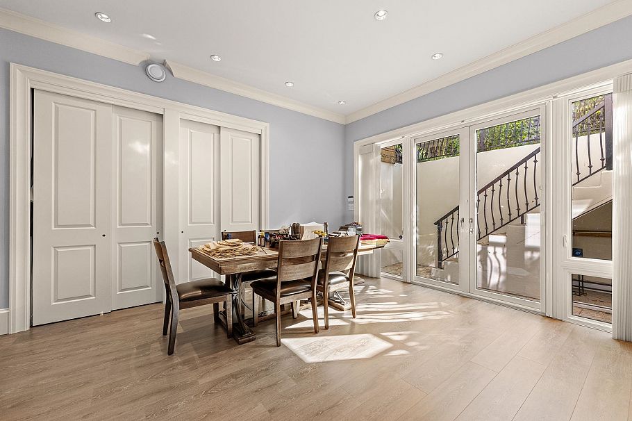 2756 W 38th Avenue Vancouver, BC - 29