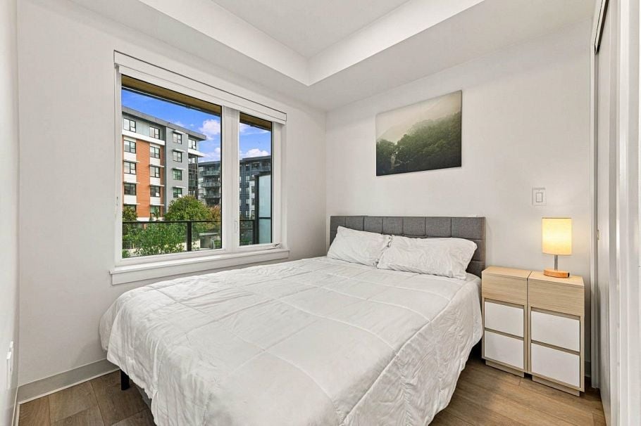 224 1529 OXFORD, North Vancouver BC V7J 0G2 North Vancouver, BC - 4
