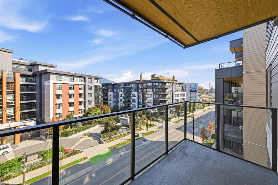 525 1529 OXFORD STREET, North Vancouver BC V7J 0G2 North Vancouver, BC - 1