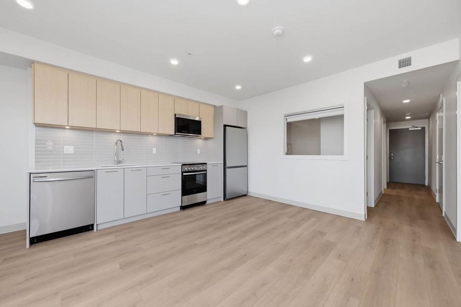 619 1529 OXFORD, North Vancouver BC V7J 0G2 North Vancouver, BC - 9