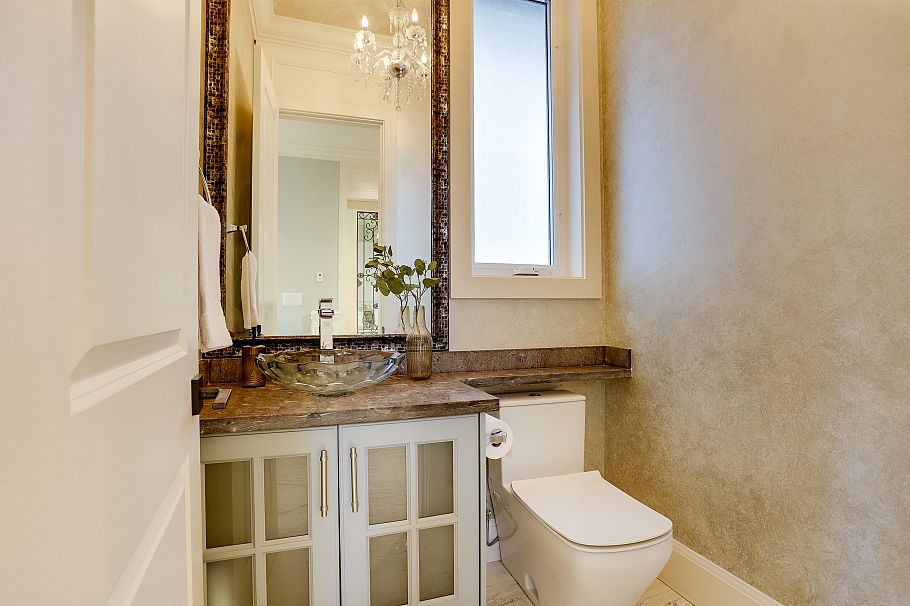 3760 W 17th Avenue Vancouver, BC - 23