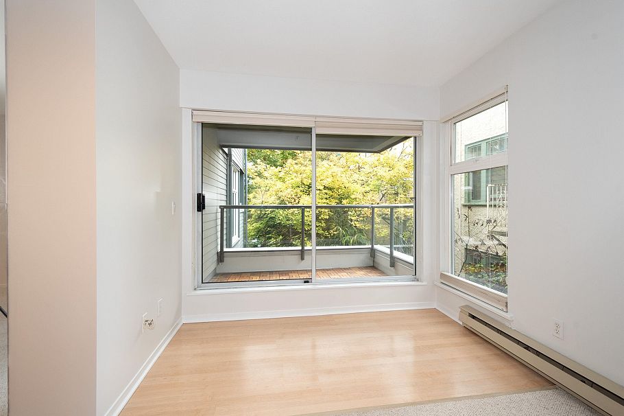 210 2250 W 3rd Avenue Vancouver, BC - 7