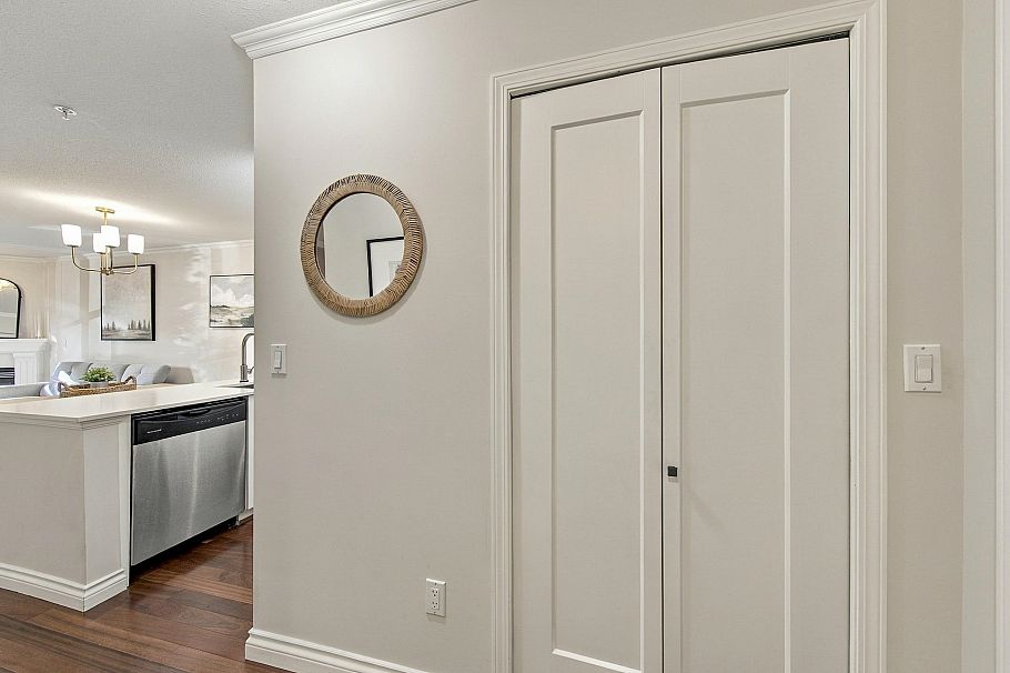 210 2181 W 10th Avenue Vancouver, BC - 29