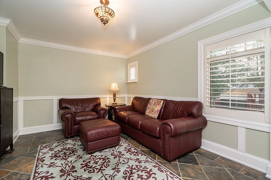 1562 W 62nd Avenue Vancouver, BC - 10