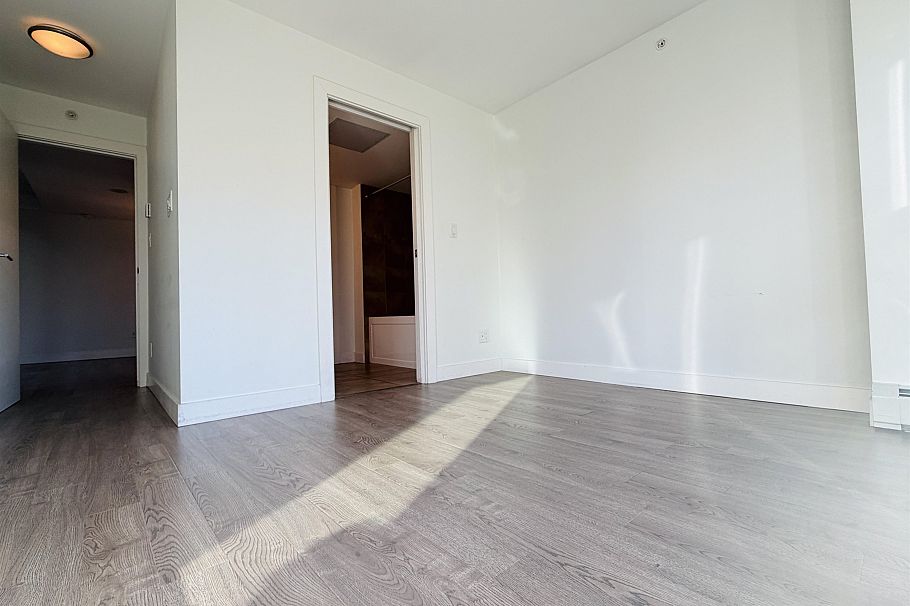 603 555 W 7th Avenue Vancouver, BC - 6