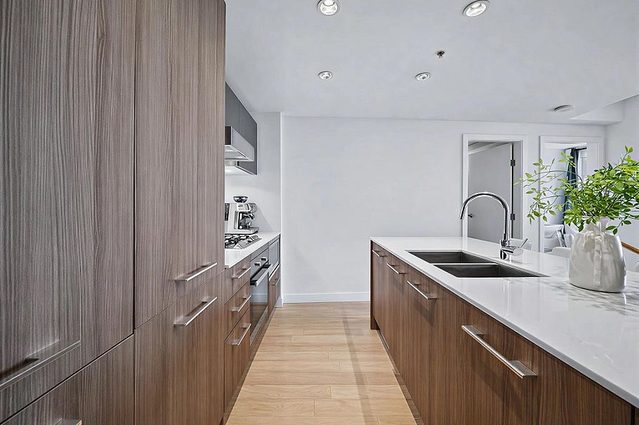1005 4638 Gladstone Street Vancouver, BC - 10