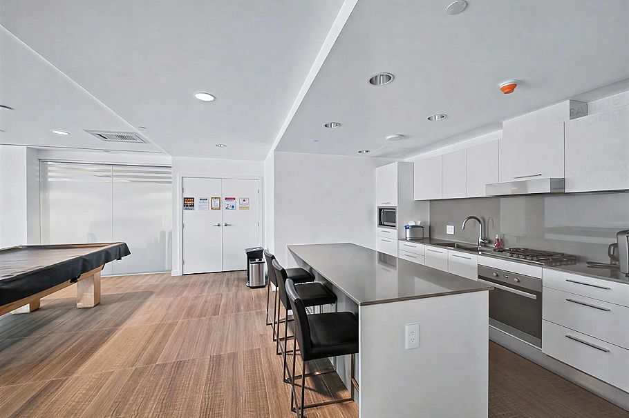 1005 4638 Gladstone Street Vancouver, BC - 37