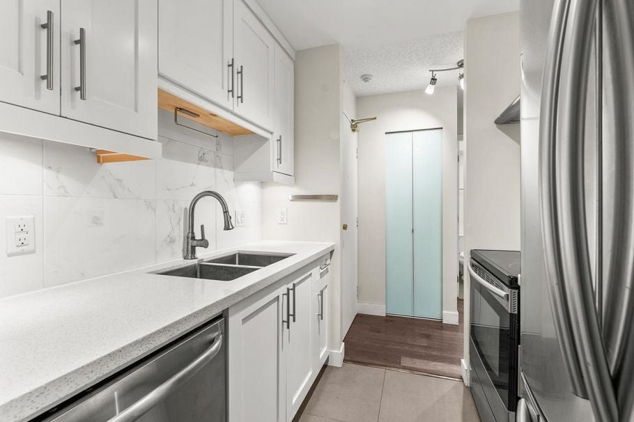 203 1611 E 3rd Avenue Vancouver, BC - 11