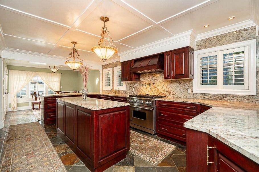 1562 W 62nd Avenue Vancouver, BC - 4
