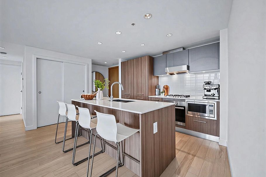 1005 4638 Gladstone Street Vancouver, BC - 9