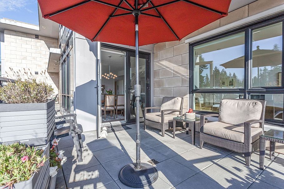 206 3220 Connaught Crescent North Vancouver, BC - 24