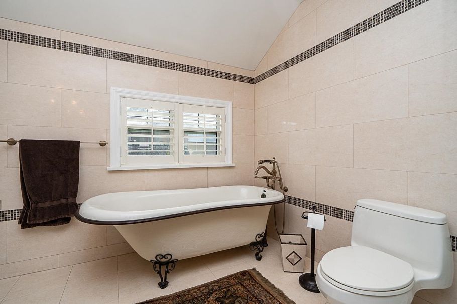 1562 W 62nd Avenue Vancouver, BC - 19