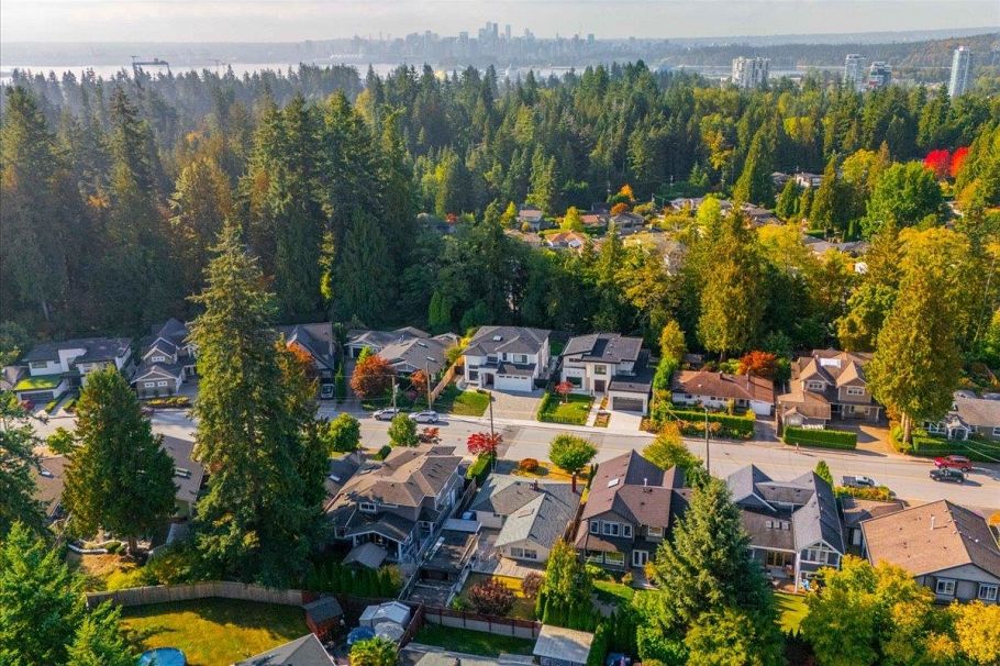 3040 Paisley Road North Vancouver, BC - 33
