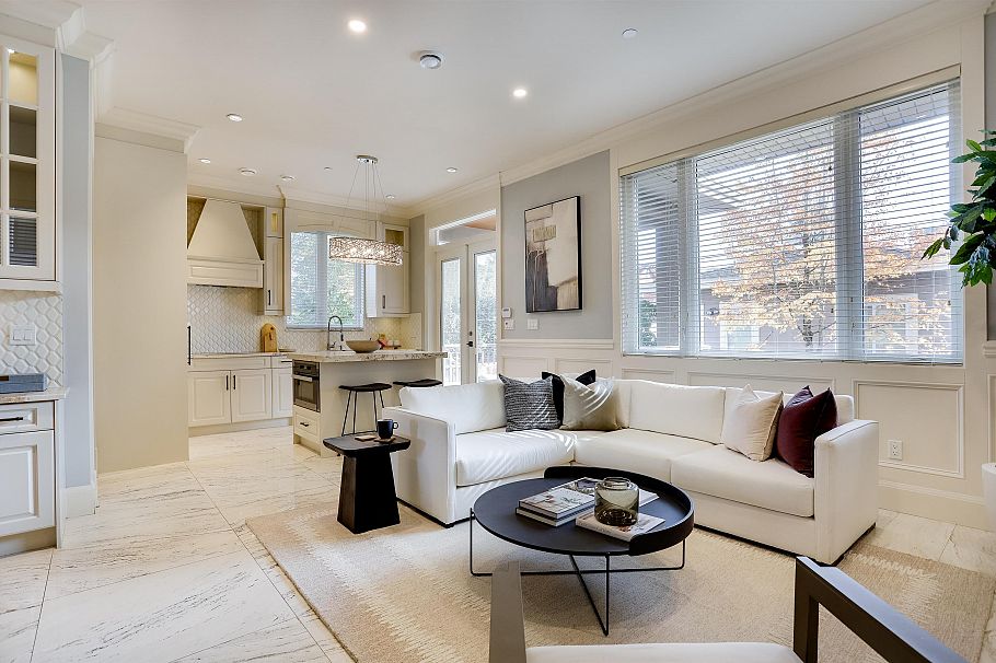 3760 W 17th Avenue Vancouver, BC - 7