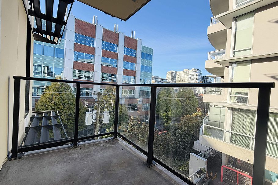 603 555 W 7th Avenue Vancouver, BC - 9
