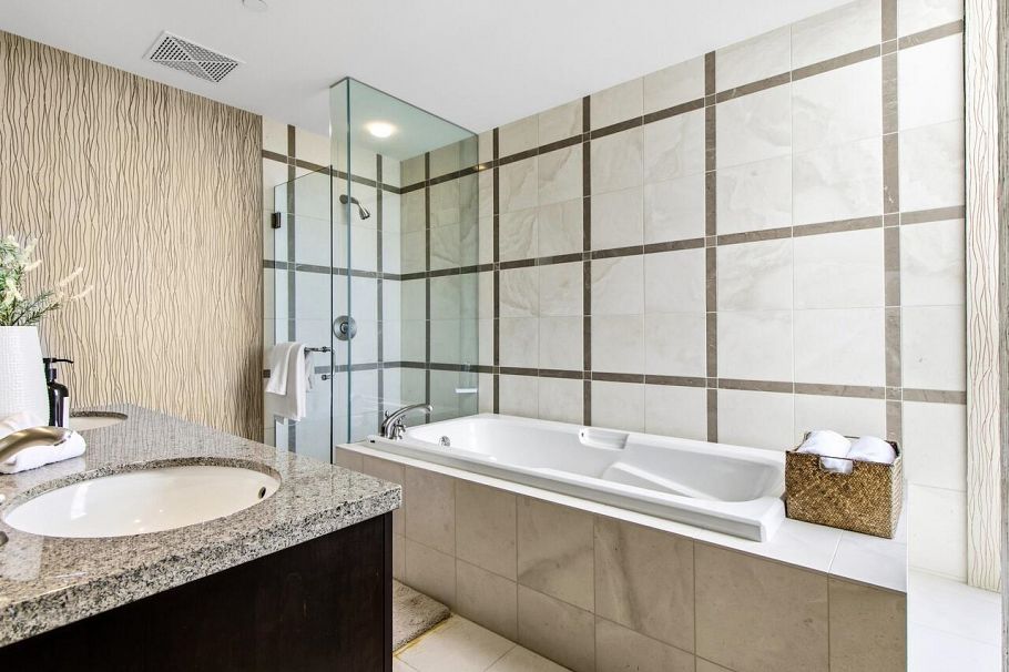 4302 1408 Strathmore Mews Vancouver, BC - 15