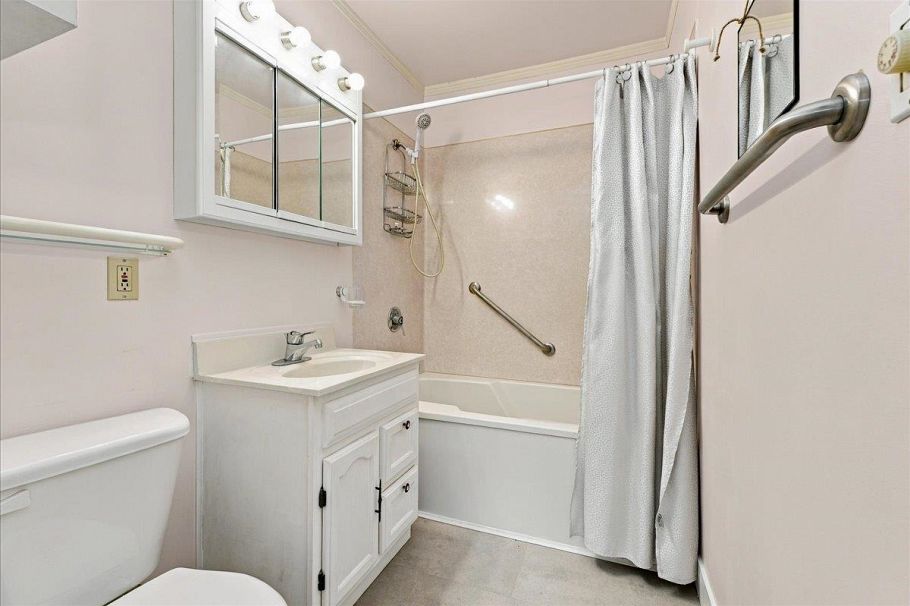 3040 Paisley Road North Vancouver, BC - 20
