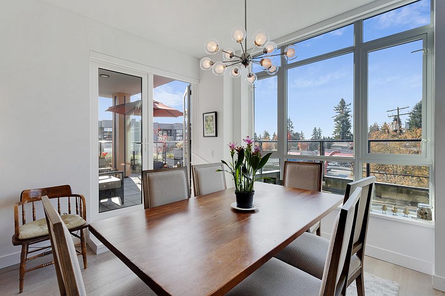 206 3220 Connaught Crescent North Vancouver, BC - 7