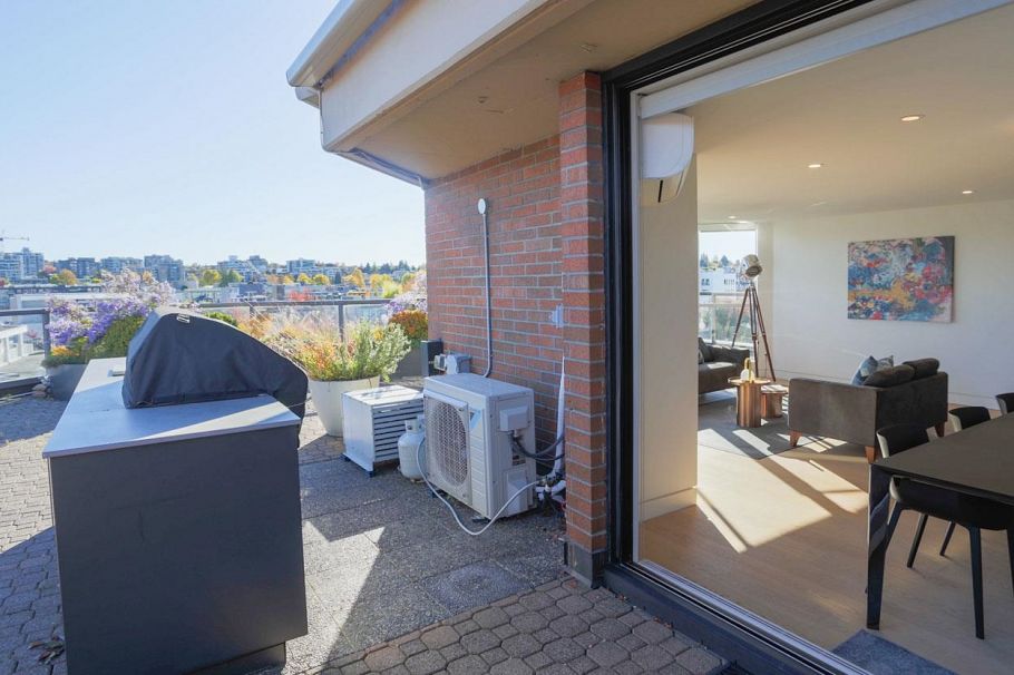 709 1490 Pennyfarthing Drive Vancouver, BC - 22