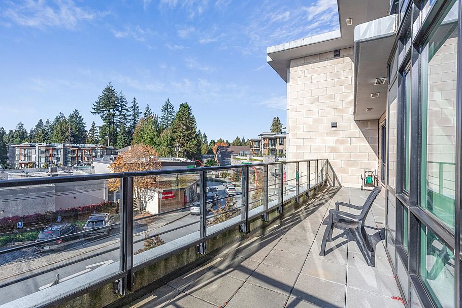 206 3220 Connaught Crescent North Vancouver, BC - 26