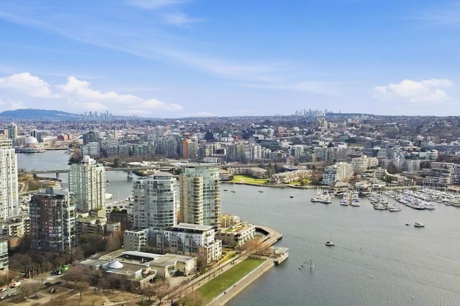 4302 1408 Strathmore Mews Vancouver, BC - 34