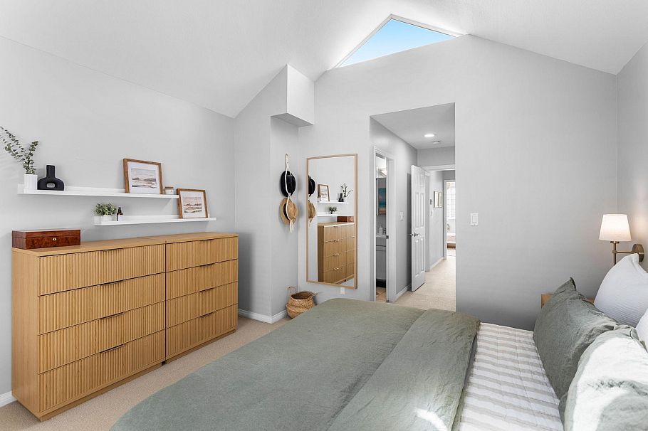 7 245 E 5th Street North Vancouver, BC - 16