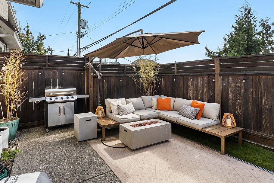7 245 E 5th Street North Vancouver, BC - 32