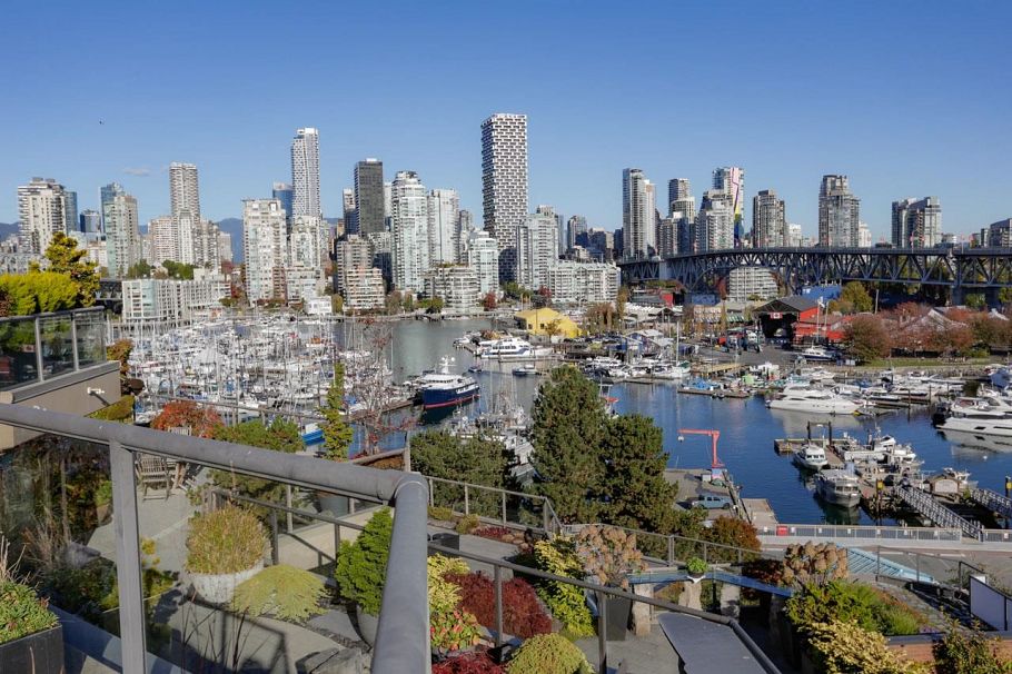 709 1490 Pennyfarthing Drive Vancouver, BC - 26