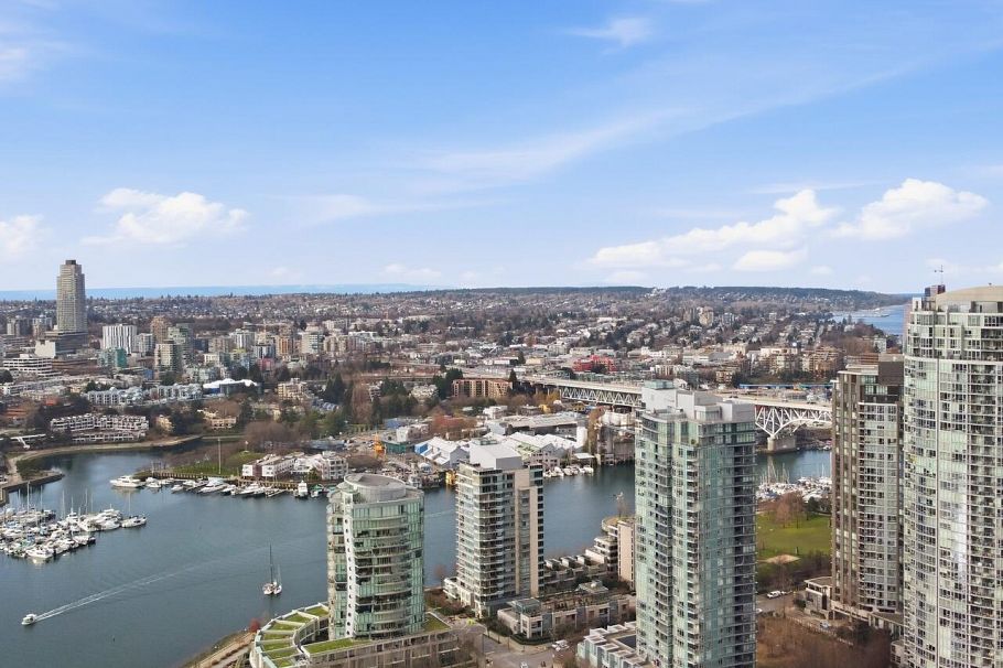 4302 1408 Strathmore Mews Vancouver, BC - 36