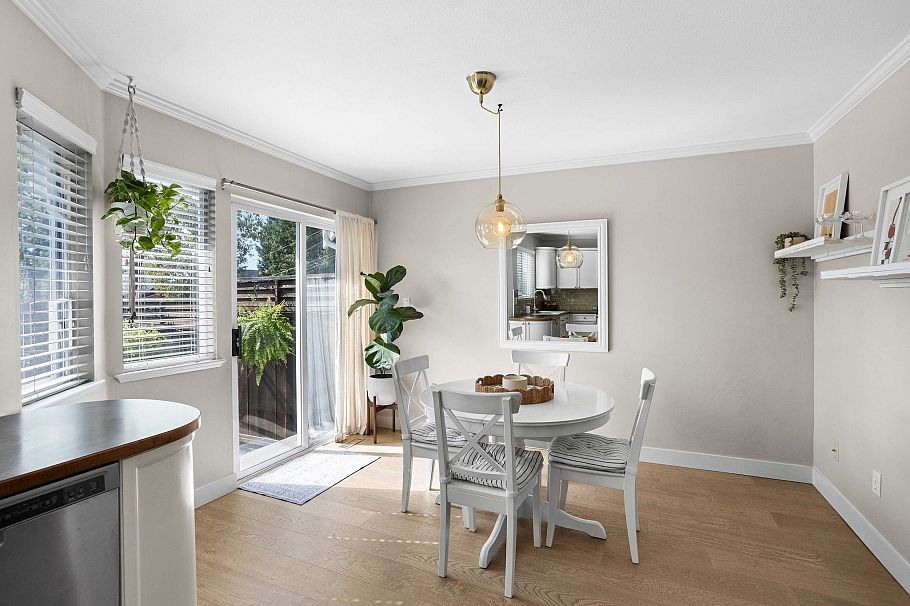 7 245 E 5th Street North Vancouver, BC - 12