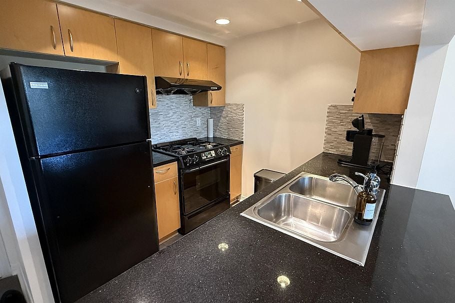 6XX 189 DAVIE STREET, Vancouver BC V6Z 2X9 Vancouver, BC - 3